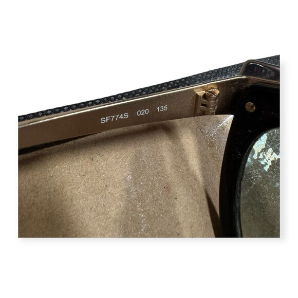 Salvatore Ferragamo 774 Sunglasses‎ Women Black Translucent Gold SF774S Gradient Salvatore Ferragamo 774 Sunglasses Women Black‎ Translucent  main image 4